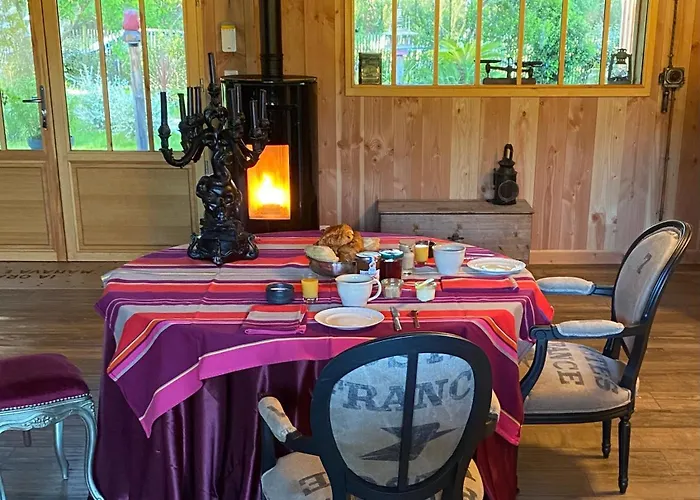 D'hotes Sous La Canopee Nocleg ze śniadaniem 3*